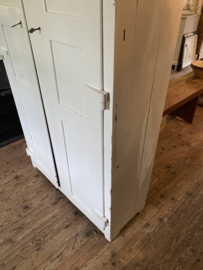 Witte brocante houten lockerkast