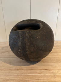Antieke houten bowling/kegel bal