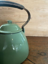 (Verkocht)Gietijzeren groene ketel