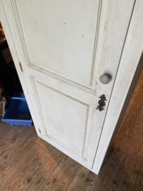 ( Verkocht ) Witte eendeurskast
