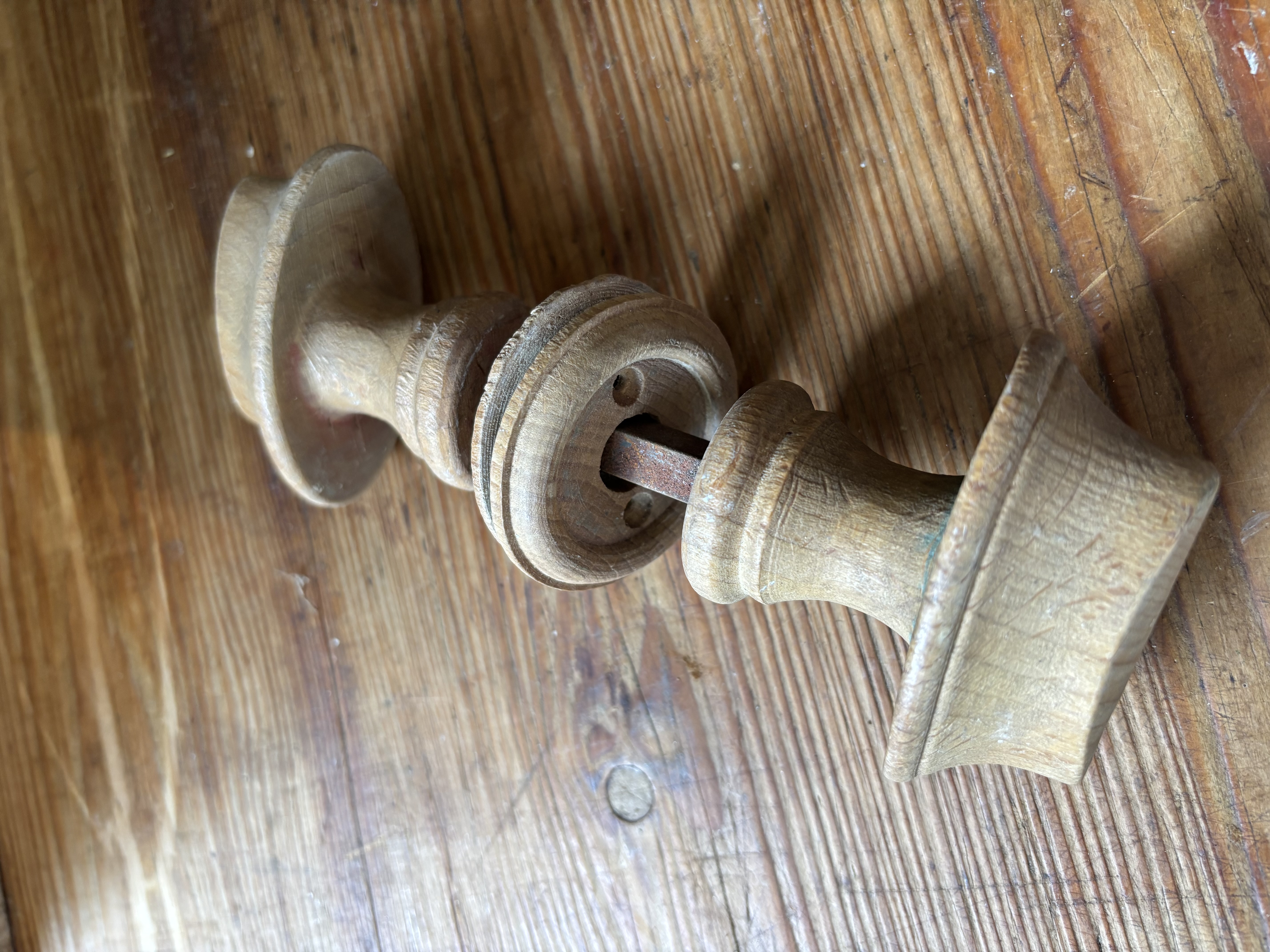 Dubbele knop met rozetten nr 12