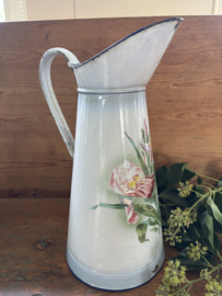 Grote bloemen emaille waterkan