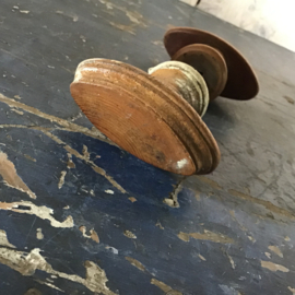 Dubbele houten knop nr 20