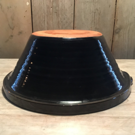 (Verkocht)Roomschaal zwart/blauw