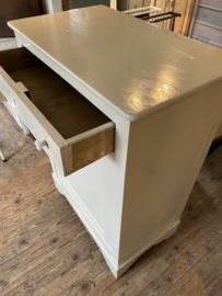 ( Verkocht ) Mooie zandkleurige kast met bovenla.