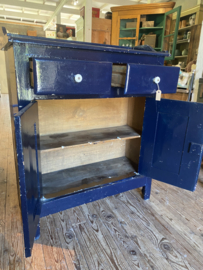 Mooi oud blauw kastje met twee bovenlades
