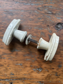 Witte dubbele knop
