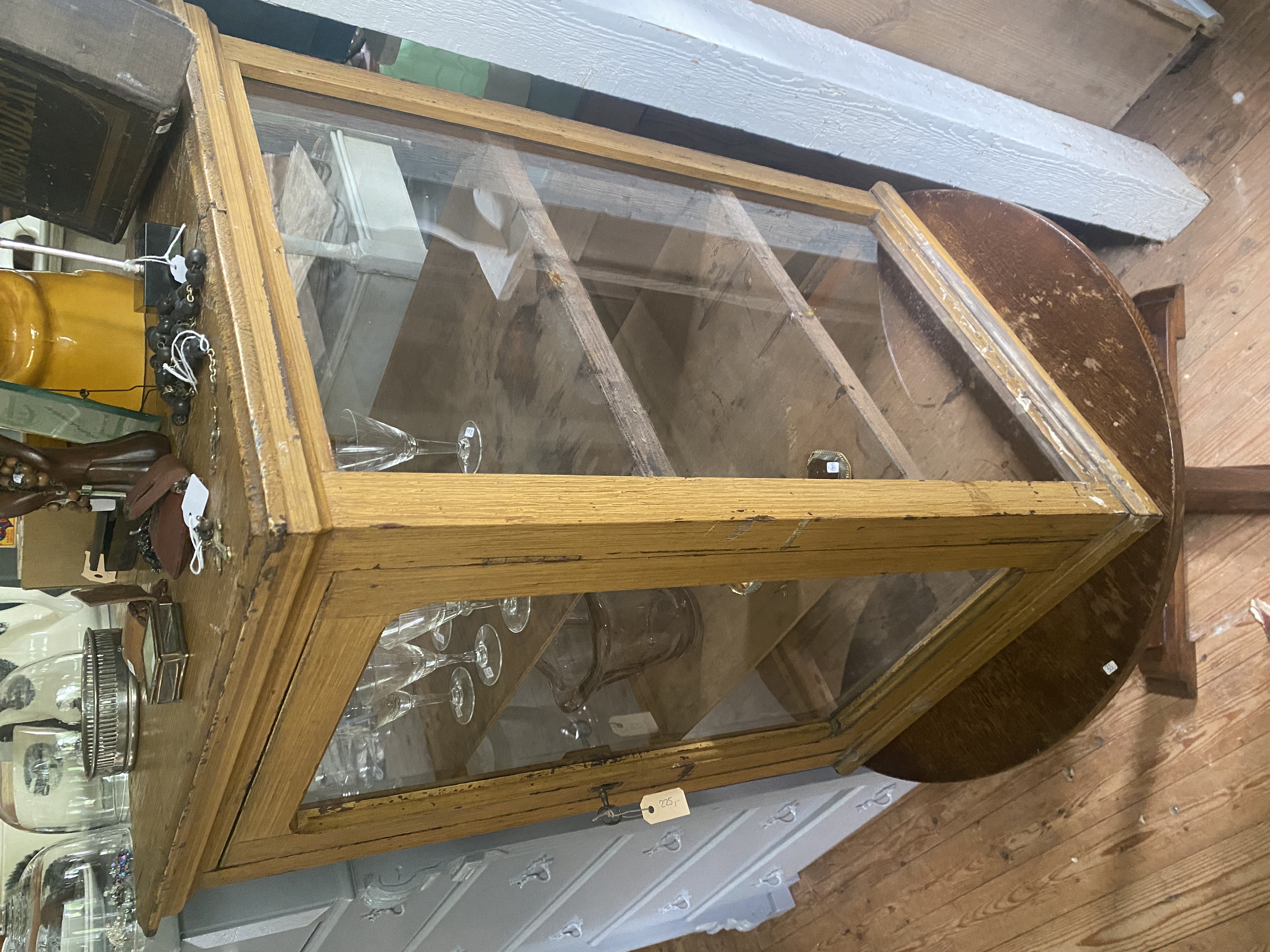 Prachtige Originele bakkers vitrine