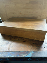 Oude houten opbergdoos