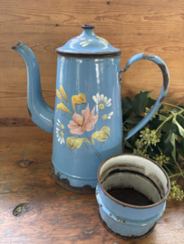 Blauw emaille bloemen koffiepot