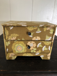 Bloemen doosje twee lades