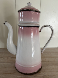 Roze koffiepot met opstand