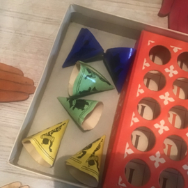 Spel de vliegende hoedjes