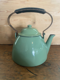 (Verkocht)Gietijzeren groene ketel