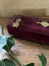 Bordeaux velours handschoenen doosje