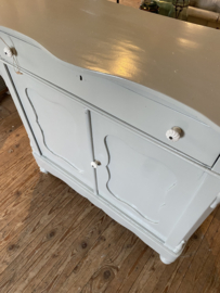 Biedemeier meidenkastje met bovenla.