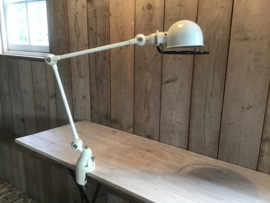 Witte Jielde tafellamp