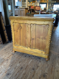 Orgineel vader en moeder kastje.