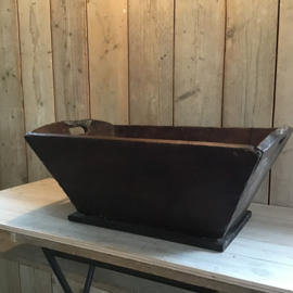 Grote houten houtbak