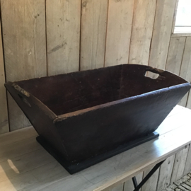 Grote houten houtbak