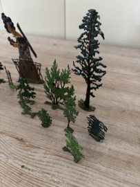 13 stuks tin bomen etc