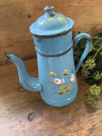 Blauwe bloemen kan met opstand