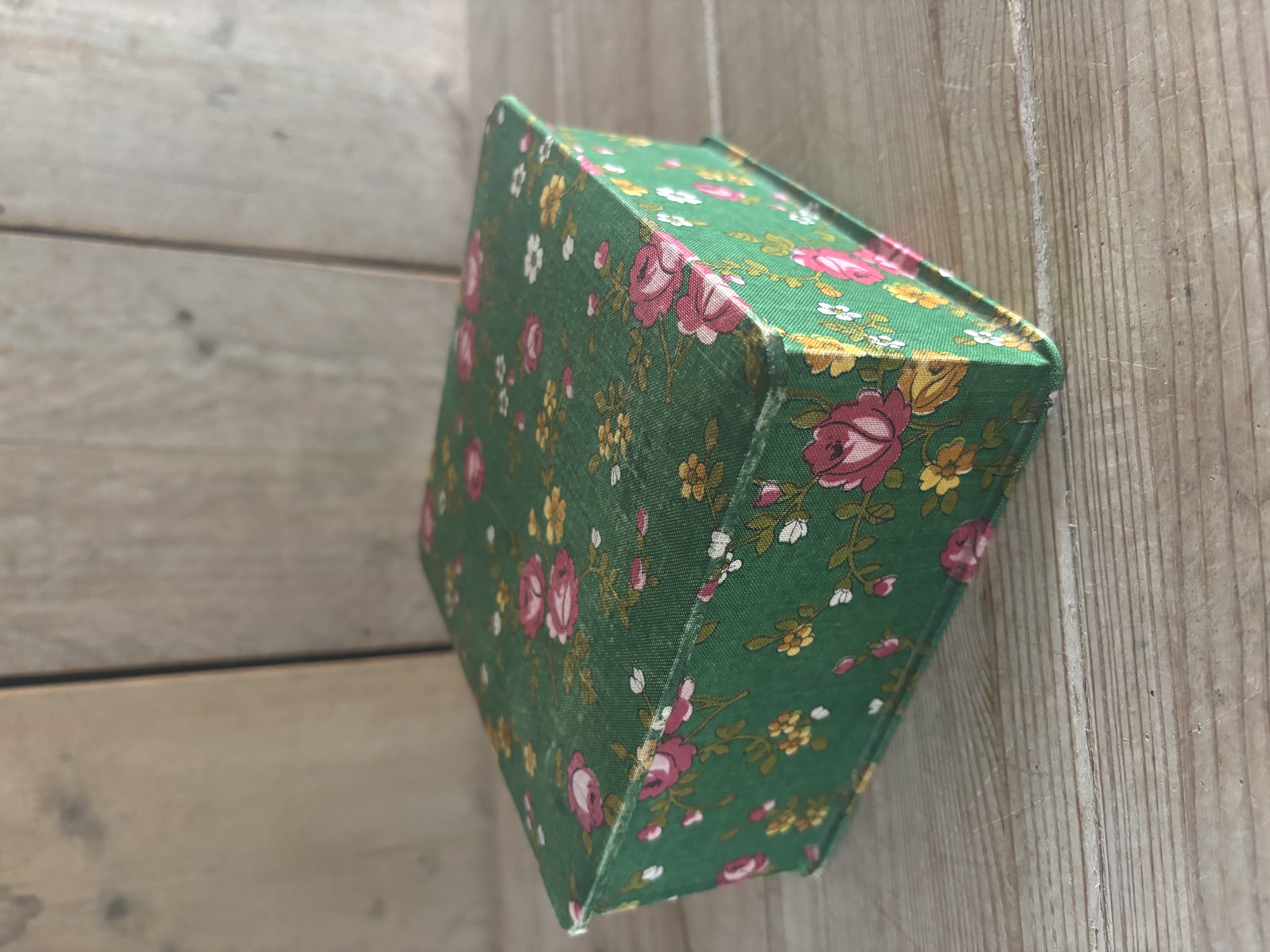 Groen bloemen doosje