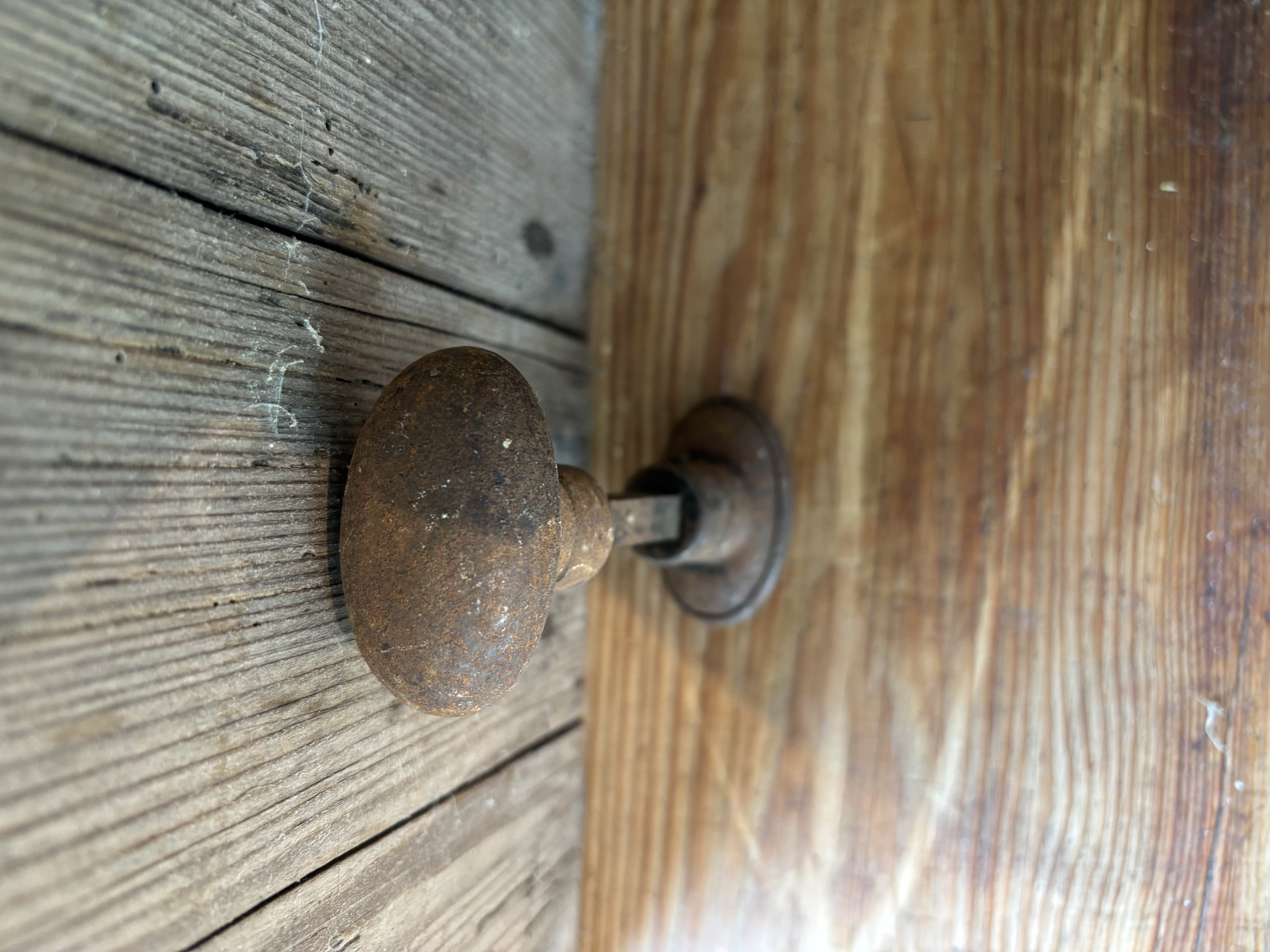 IJzeren deurknoppen dubbel stel nr 17