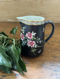 Zwart bloemenkannetje