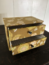 Bloemen doosje twee lades