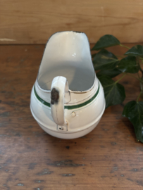 Bol emaille wit met groen kannetje