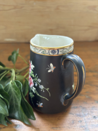 Zwart bloemenkannetje