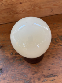 Crème plafondlamp met bakkelieten ring