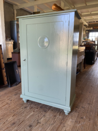 (Verkocht)Groen spekkastje.