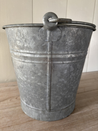 (Verkocht)Prima zinken emmer