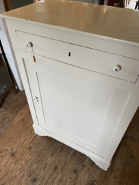 ( Verkocht ) Mooie zandkleurige kast met bovenla.