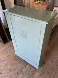 (Verkocht)Groen spekkastje.