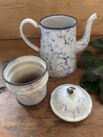 Gemarmerde blauw witte koffiepot