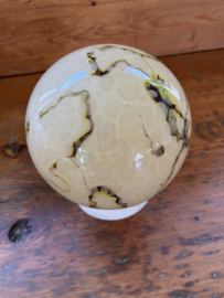 Gemarmerde lampenbol