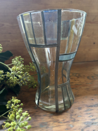 Glas in lood vaas.