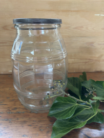 (Verkocht)Glas pot  met blikken deksel