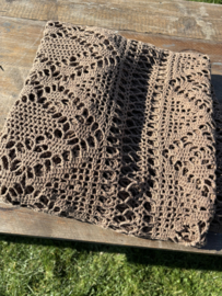 Opvallend licht bruine sprei