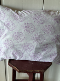 Lila bloemen sloop