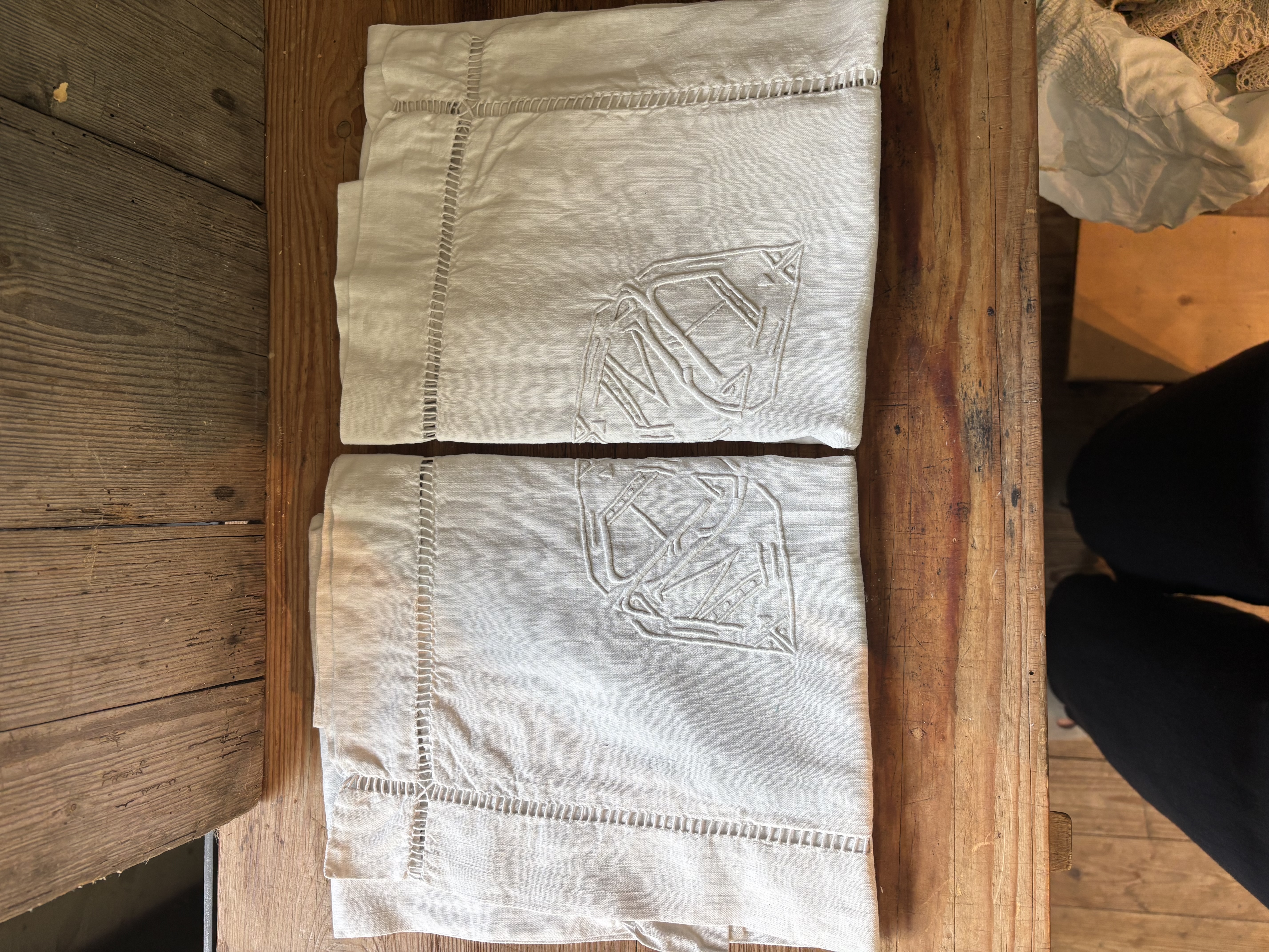 Set twee gelijke slopen groot monogram