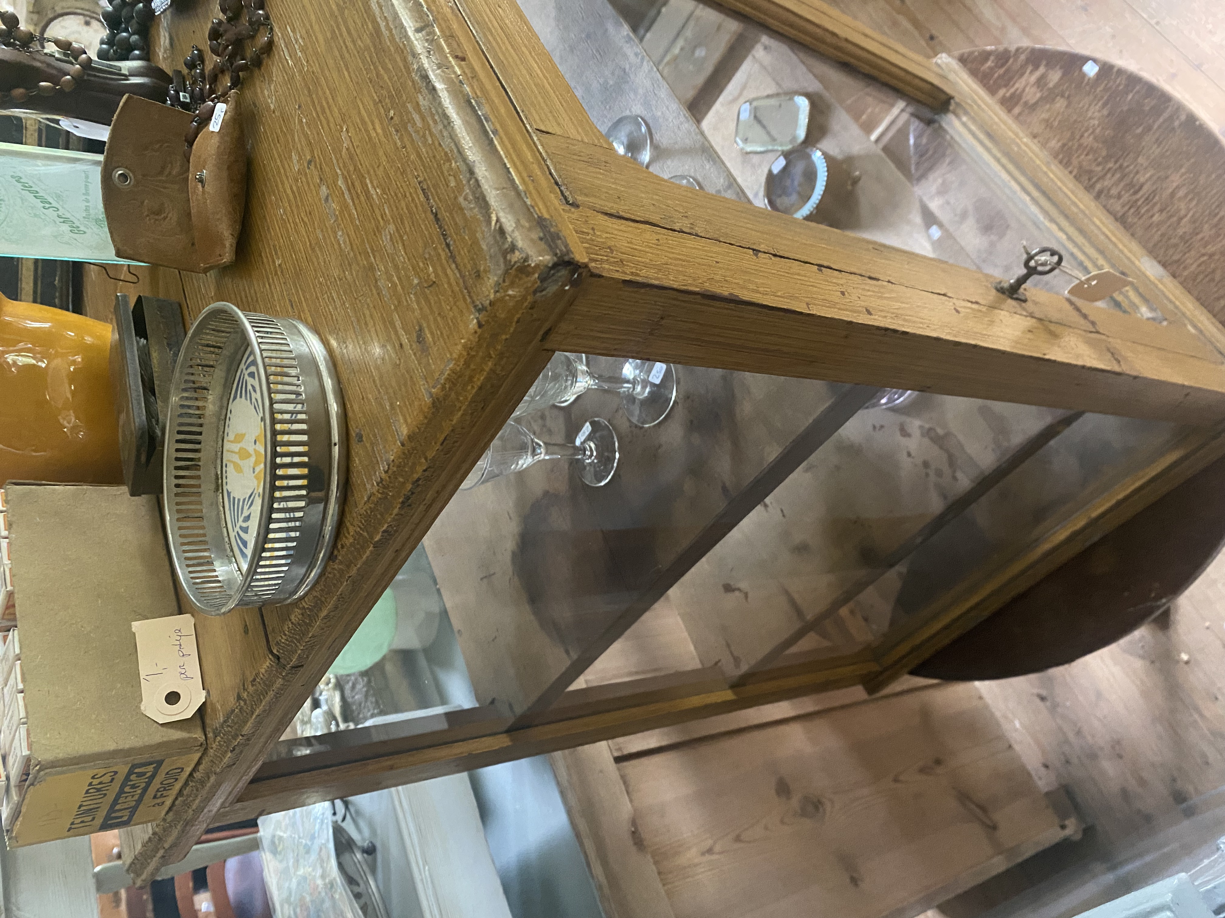 Prachtige Originele bakkers vitrine