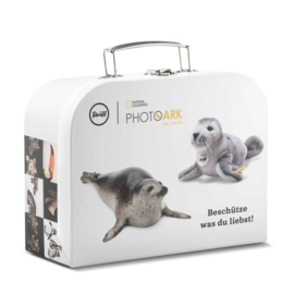 611712 National geographic koffertje 24cm. Steiff
