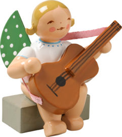 650/38a Orkest : Engel met Gitaar zittend 5 cm