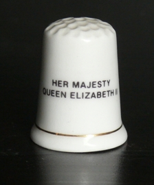 Vingerhoedje Queen Elizabeth  porselein