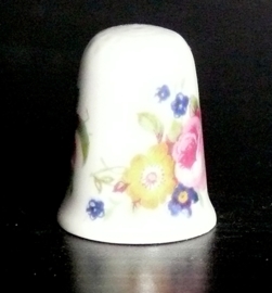 Vingerhoedje bloemdecor porselein