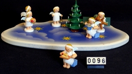 634/70/16  Margeriten engel zittend met deegroller/ LAATSTE !